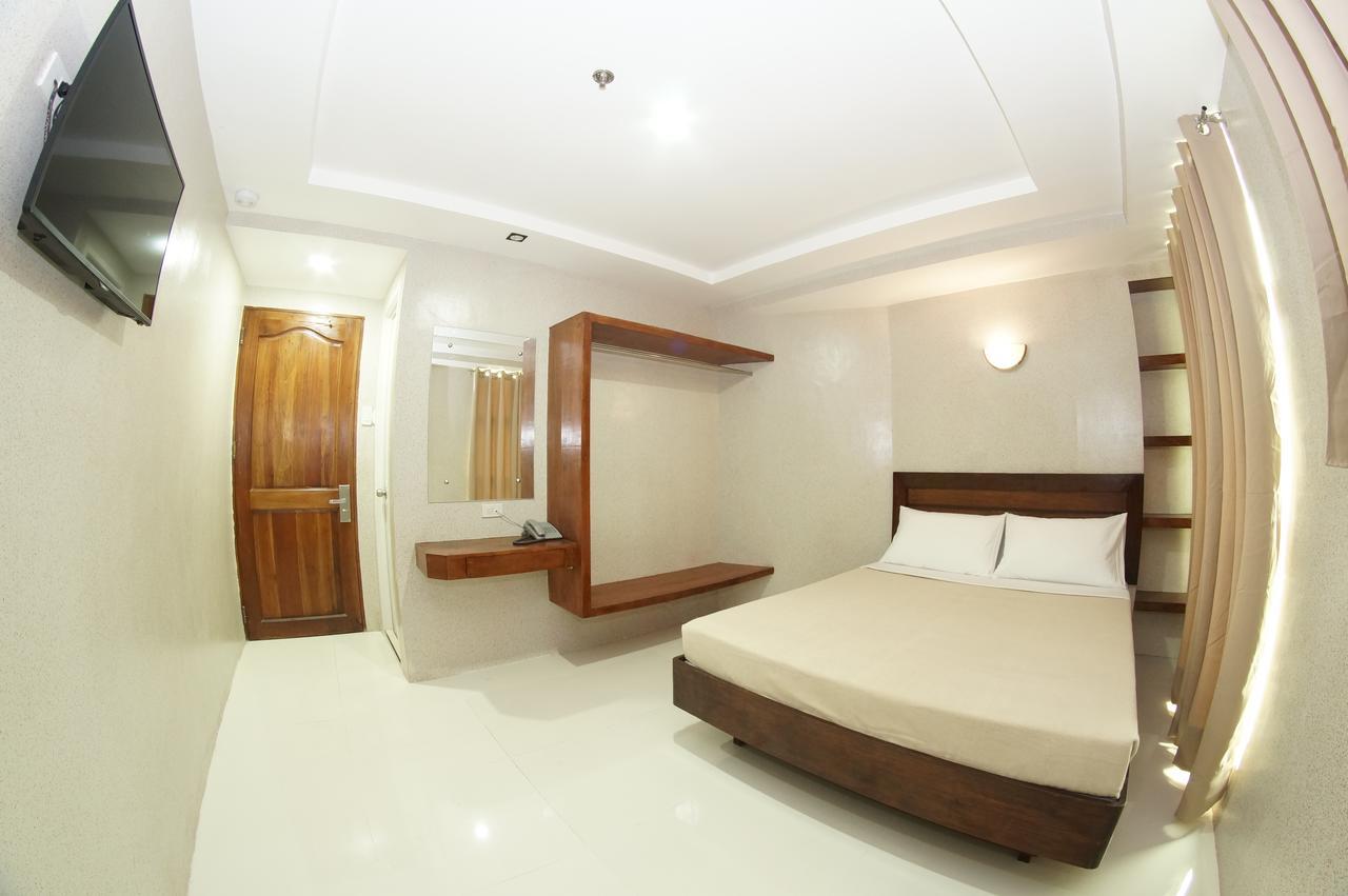 Hotel Rodolfo Tacloban Ngoại thất bức ảnh
