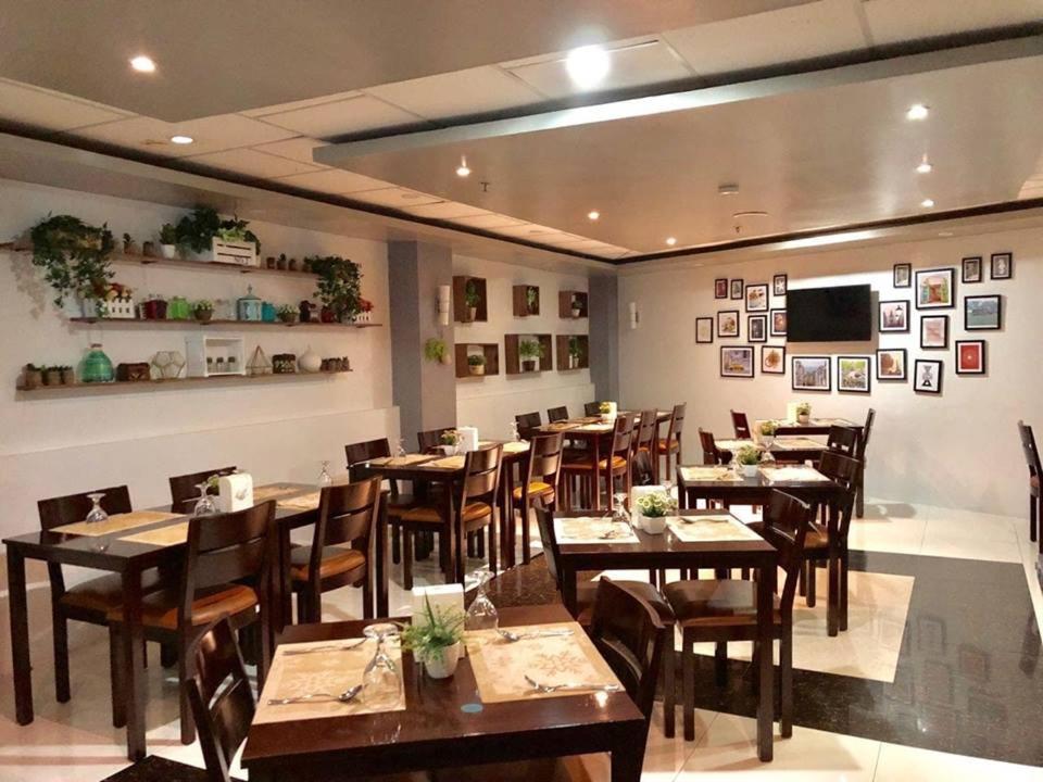 Hotel Rodolfo Tacloban Ngoại thất bức ảnh